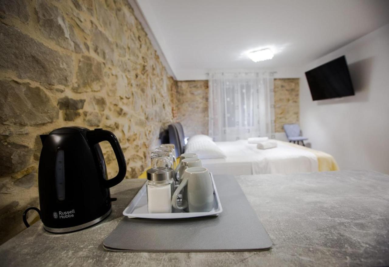 Lions Luxury Rooms Split Buitenkant foto