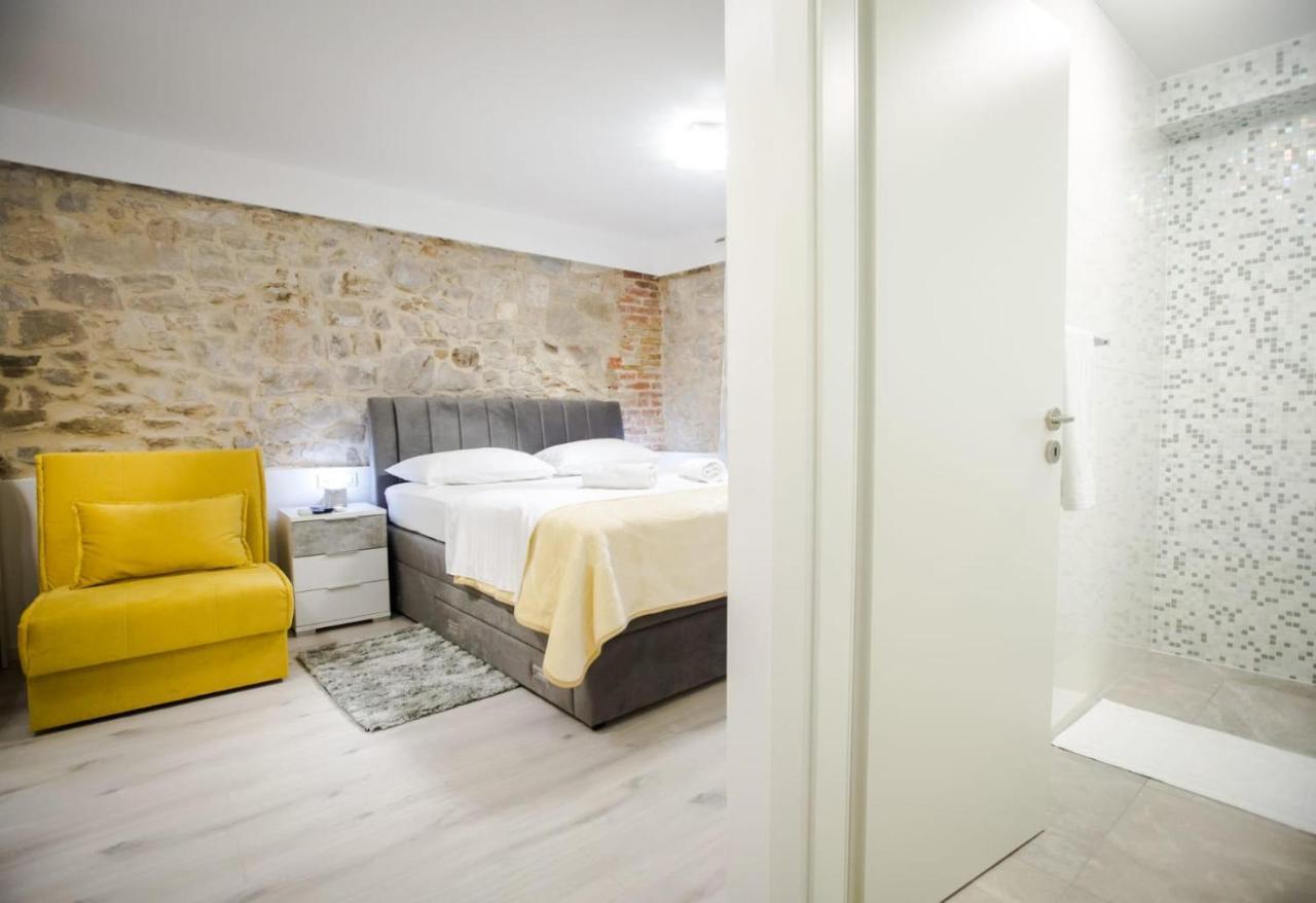 Lions Luxury Rooms Split Buitenkant foto