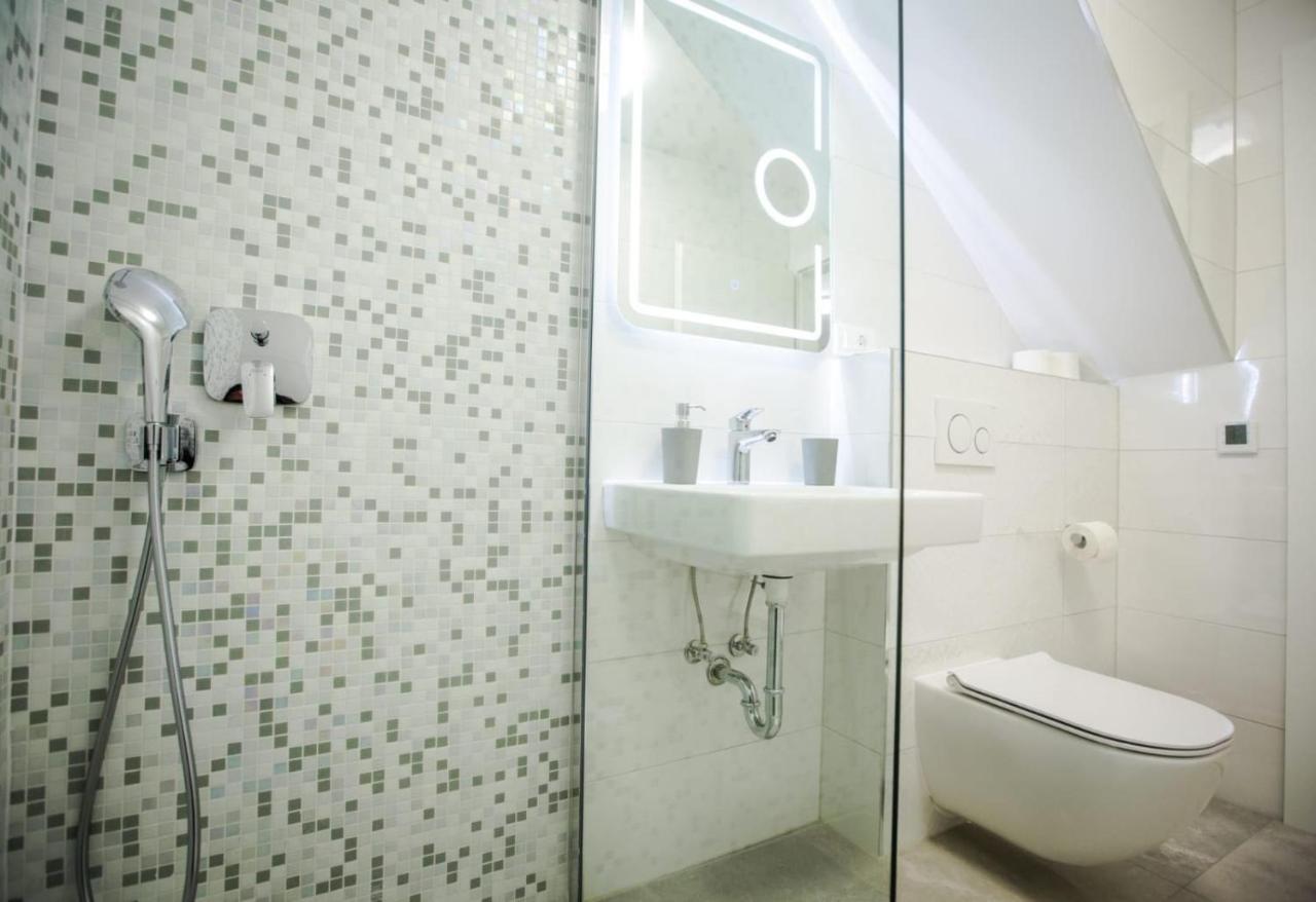 Lions Luxury Rooms Split Buitenkant foto